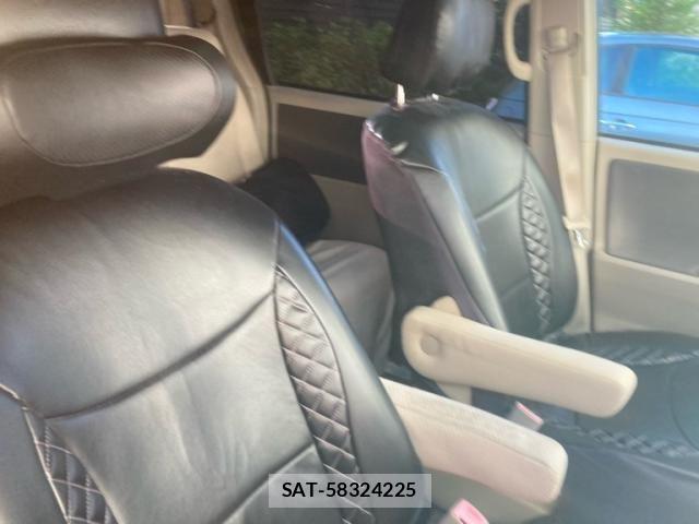 Toyota NOAH 2009-01 8485824-14