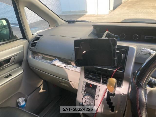 Toyota NOAH 2009-01 8485824-18