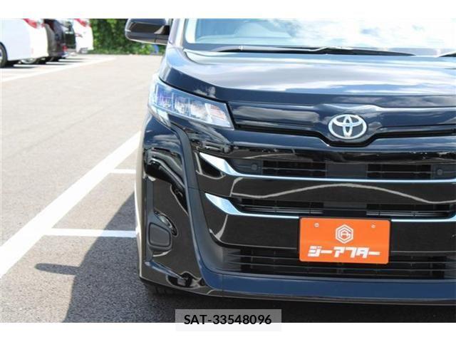 Toyota NOAH 2022-03 8485818-6