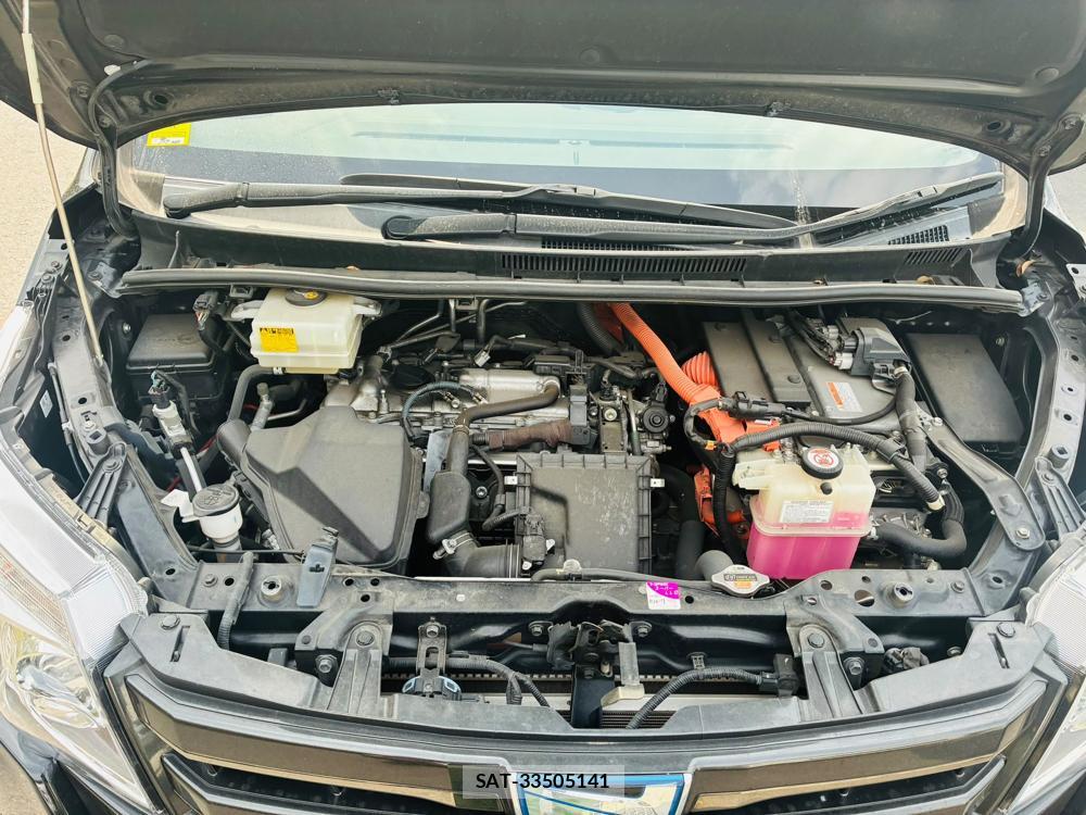 Toyota NOAH 2017-06 8262100-39
