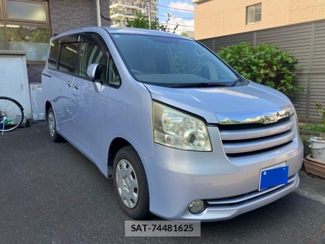 Toyota NOAH 2009-09 8526287-1