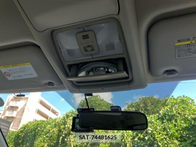 Toyota NOAH 2009-09 8526287-23