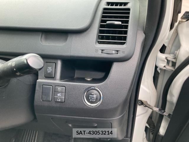 Toyota NOAH 2013-01 8526285-21
