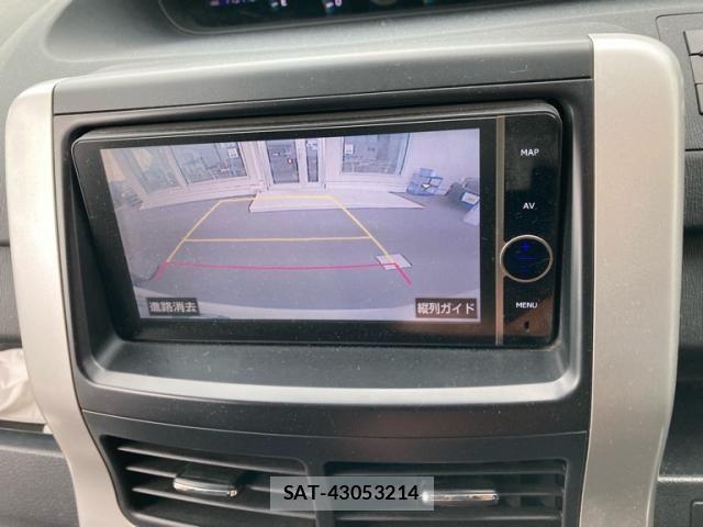 Toyota NOAH 2013-01 8526285-29