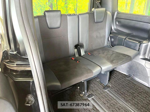 Toyota NOAH 2019-05 8526277-9