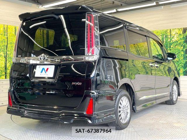 Toyota NOAH 2019-05 8526277-16