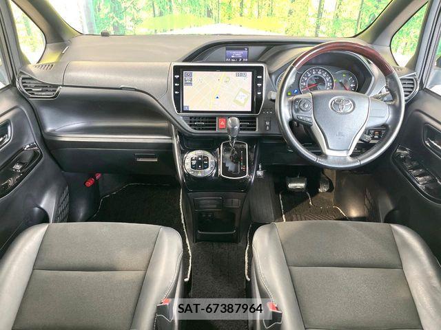 Toyota NOAH 2019-05 8526277-1