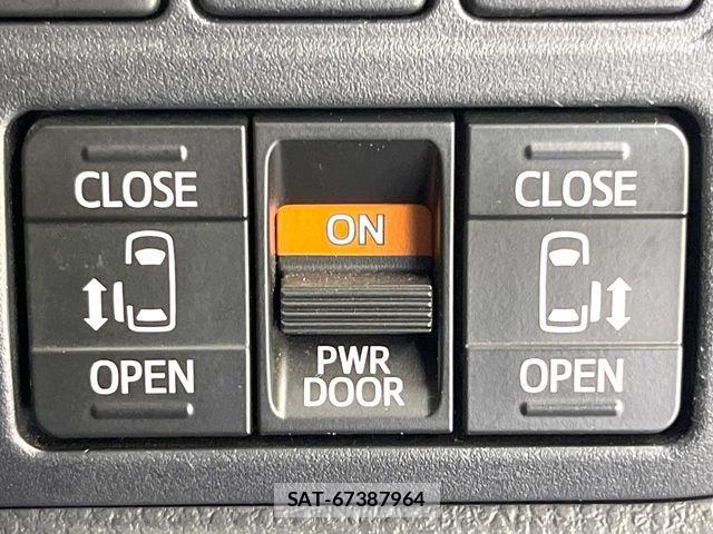 Toyota NOAH 2019-05 8526277-5