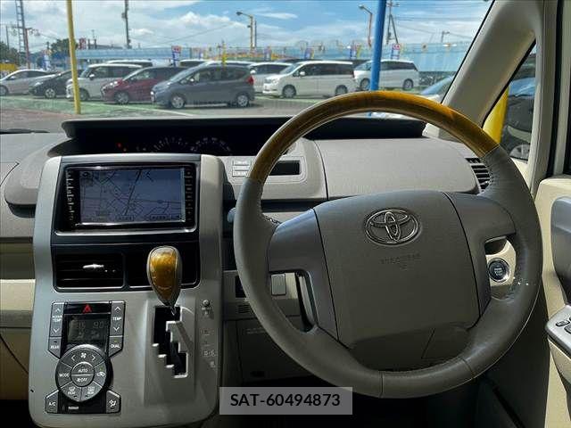 Toyota NOAH 2009-01 8526286-1