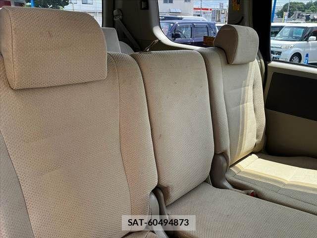 Toyota NOAH 2009-01 8526286-21