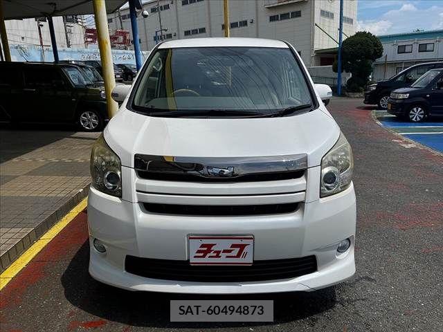 Toyota NOAH 2009-01 8526286-3