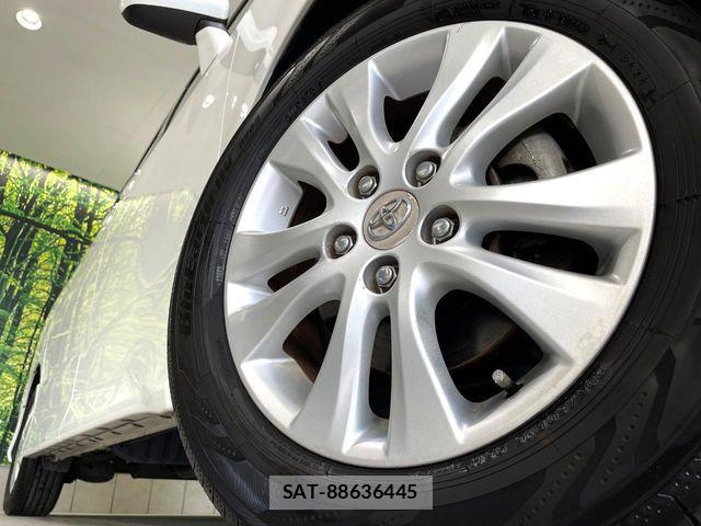 Toyota NOAH 2011-09 8562974-13