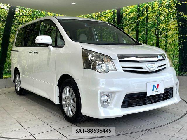 Toyota NOAH 2011-09 8562974-16