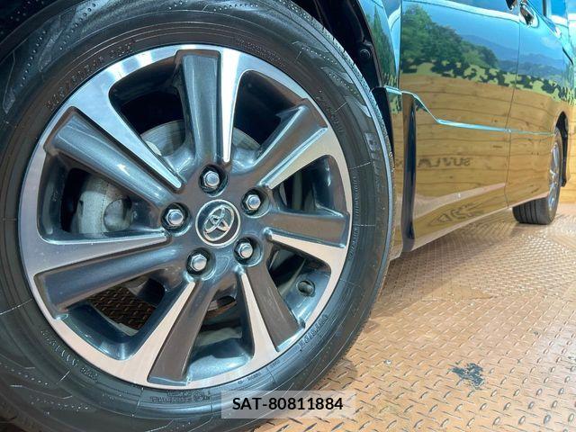 Toyota NOAH 2017-09 8562966-13