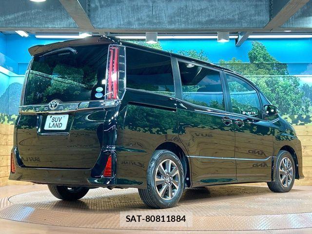 Toyota NOAH 2017-09 8562966-16