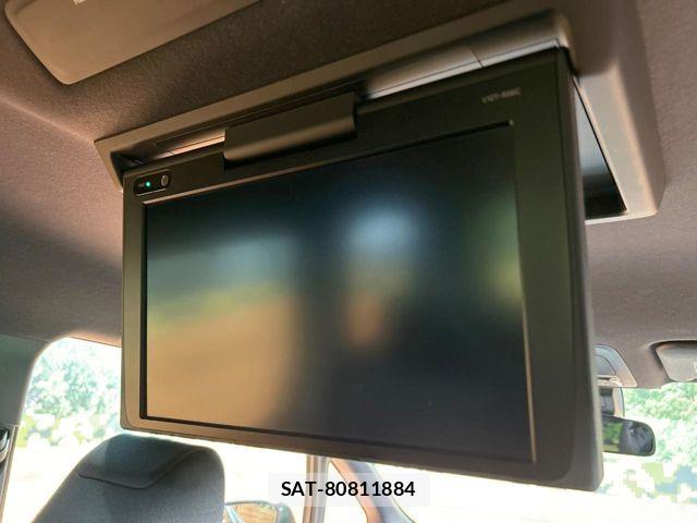 Toyota NOAH 2017-09 8562966-2