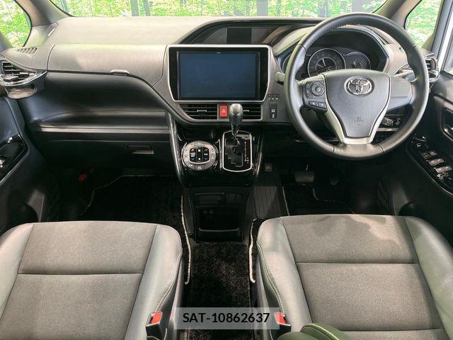 Toyota NOAH 2019-07 8562969-1