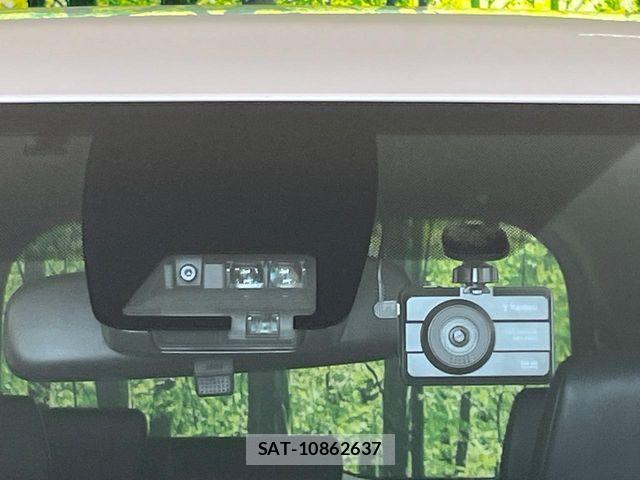 Toyota NOAH 2019-07 8562969-4