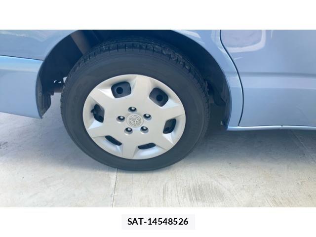 Toyota NOAH 2007-04 8562979-7
