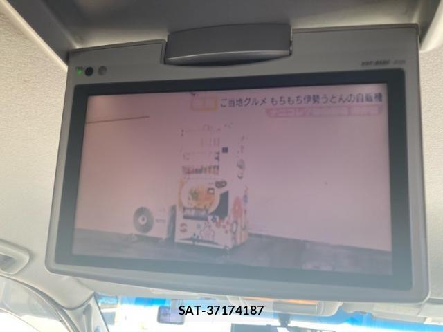 Toyota NOAH 2010-07 8562976-10