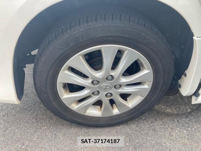 Toyota NOAH 2010-07 8562976-4