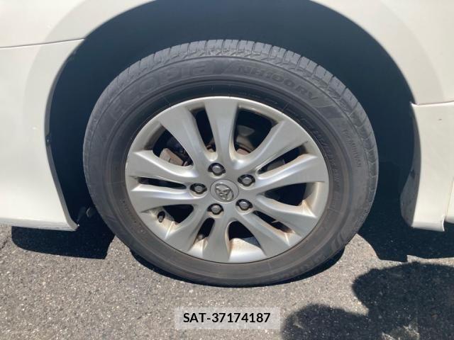 Toyota NOAH 2010-07 8562976-6