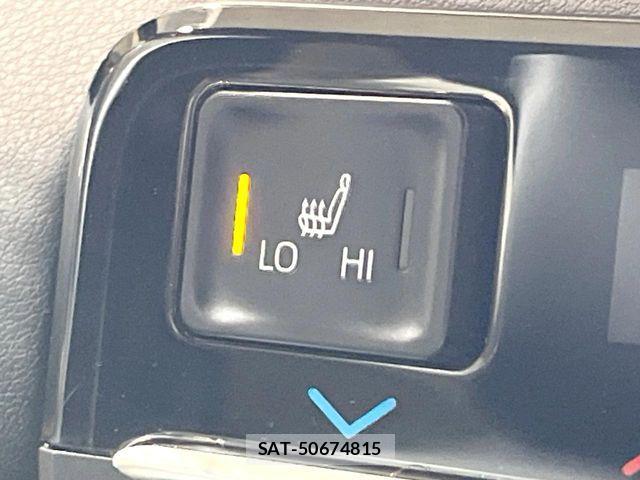 Toyota NOAH 2023-03 8562963-6