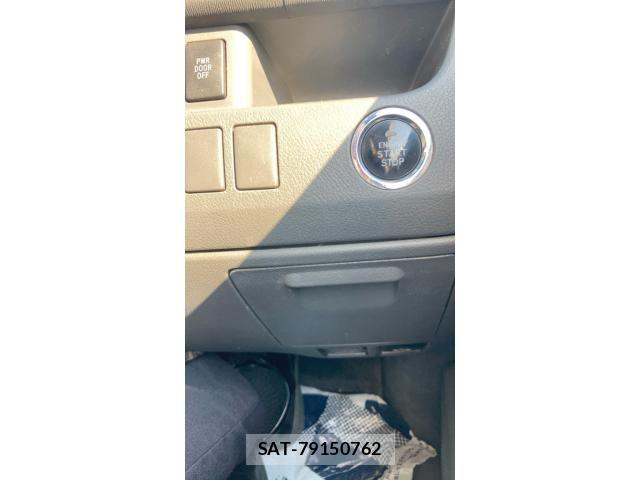 Toyota NOAH 2007-09 8562981-23