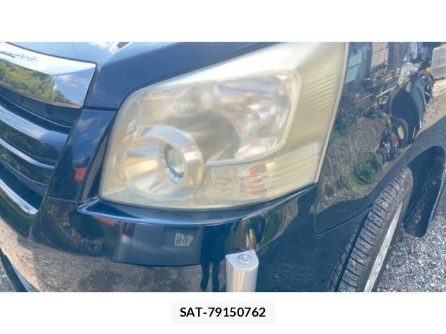 Toyota NOAH 2007-09 8562981-3