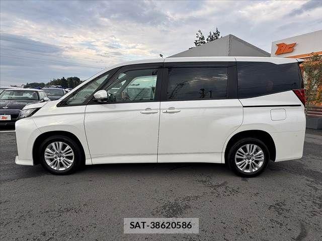 Toyota NOAH 2025-06 8562961-10