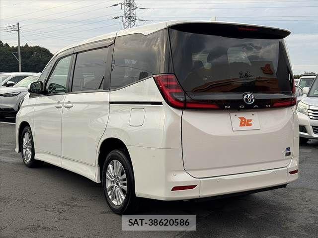Toyota NOAH 2025-06 8562961-12