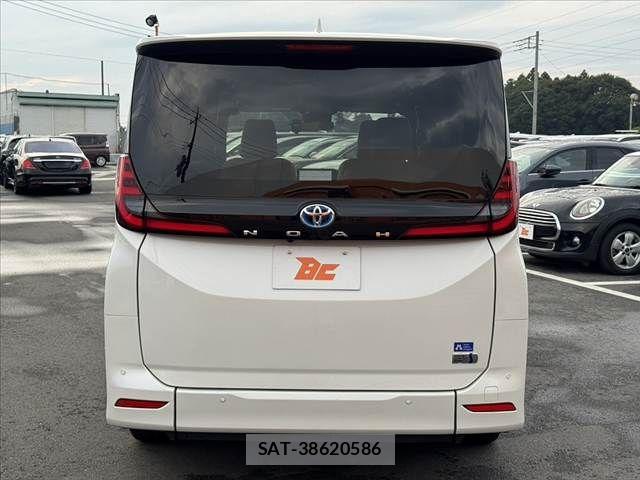 Toyota NOAH 2025-06 8562961-13