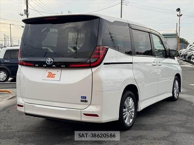Toyota NOAH 2025-06 8562961-14