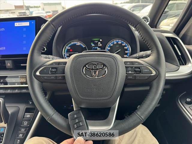 Toyota NOAH 2025-06 8562961-6
