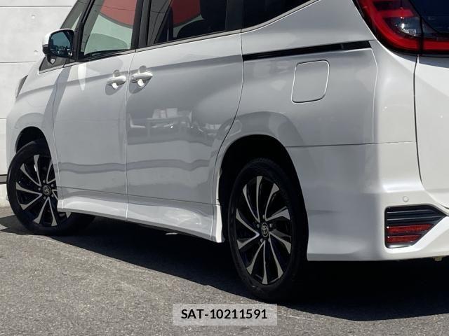 Toyota NOAH 2024-07 8562964-14