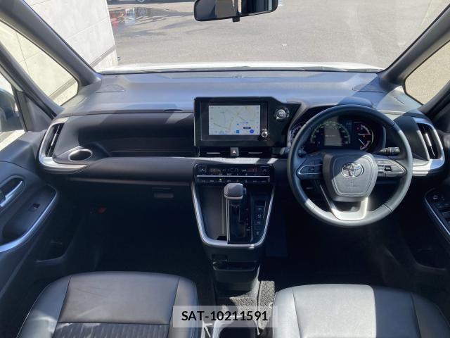 Toyota NOAH 2024-07 8562964-1