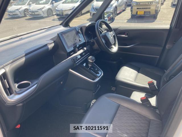 Toyota NOAH 2024-07 8562964-23