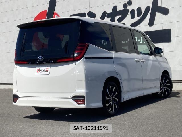 Toyota NOAH 2024-07 8562964-2