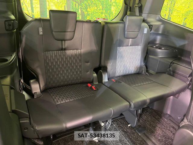 Toyota NOAH 2022-10 8562965-10