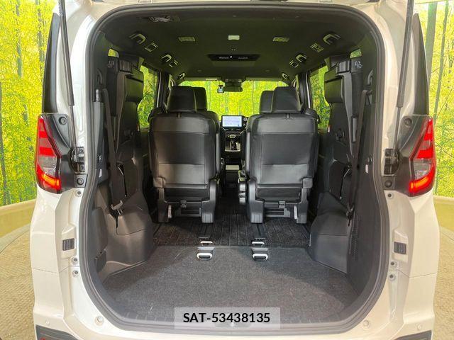 Toyota NOAH 2022-10 8562965-11