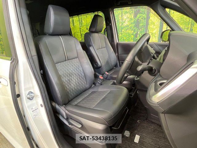 Toyota NOAH 2022-10 8562965-8