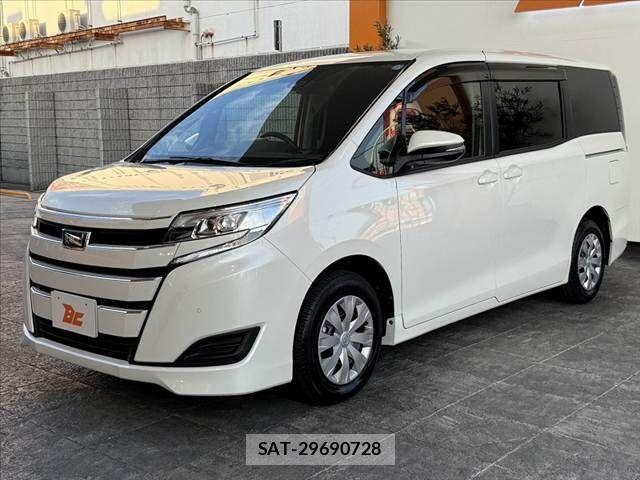 Toyota NOAH 2021-06 8562970-9