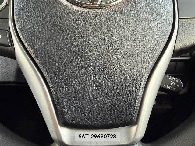 Toyota NOAH 2021-06 8562970-23