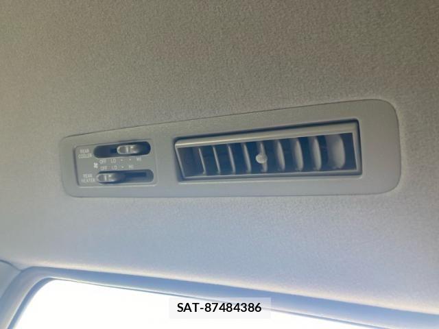 Toyota NOAH 2003-08 8562978-13