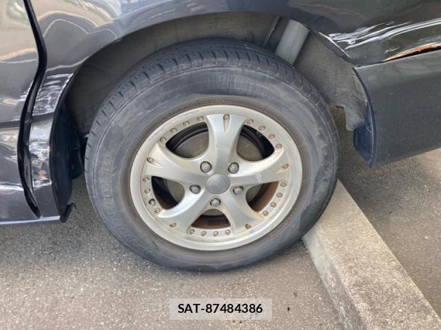 Toyota NOAH 2003-08 8562978-5