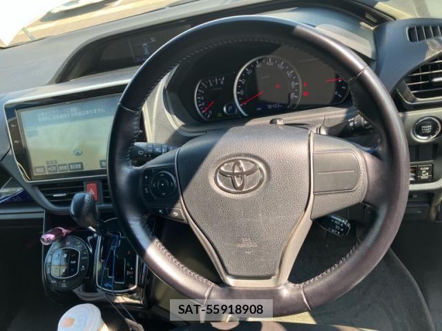 Toyota NOAH 2016-08 8562973-14