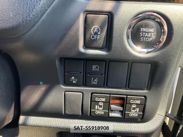 Toyota NOAH 2016-08 8562973-23