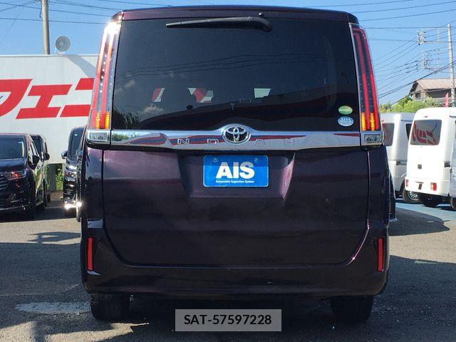 Toyota NOAH 2017-07 8562971-7