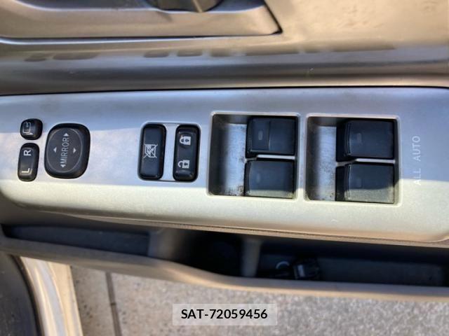 Toyota NOAH 2008-02 8562977-11