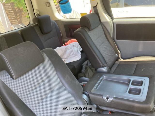 Toyota NOAH 2008-02 8562977-12